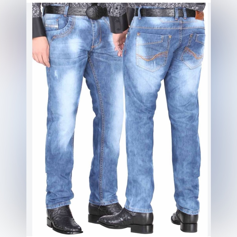 Touch and Go Jeans faded & distressed